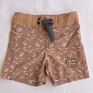 Of One Sea Kids Boardshorts - size 3/4
